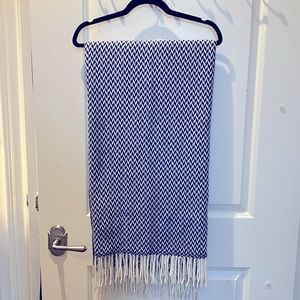 West Elm Herringbone Throw Blanket - blue & white